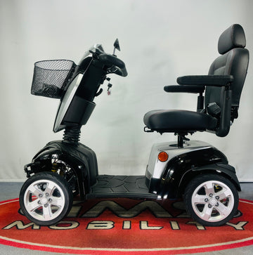 2025 Kymco Agility Medium Size Mobility Scooter (6 Miles!)