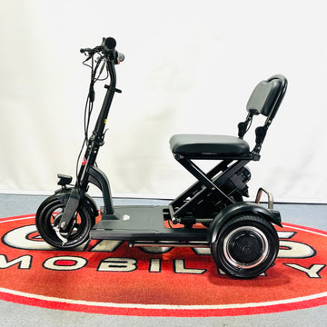 Betty & Bertie Lupin 8-mph Folding Mobility Scooter