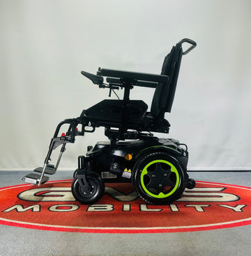 Quickie Q100R Medium Size Powerchair Electric Power Chair