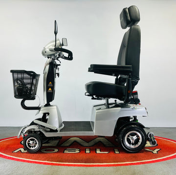 Quingo Vitess 2 Mobility Scooter Buggy - 3.1 miles on the clock!