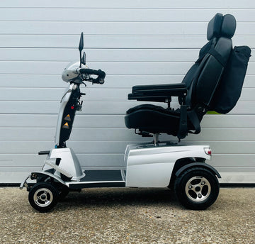Quingo Toura Mobility Scooter Buggy - 39 hours on the clock!