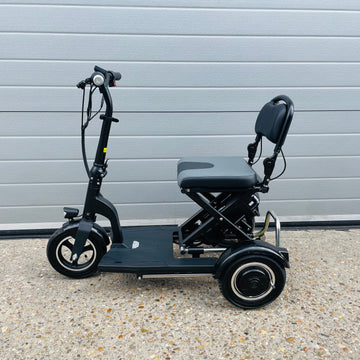 Betty & Bertie Lupin Folding Mobility Scooter Buggy